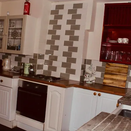 Holiday home At The Heart Of Teapot Lane Glamping