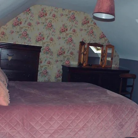 At The Heart Of Teapot Lane Glamping Castlegal