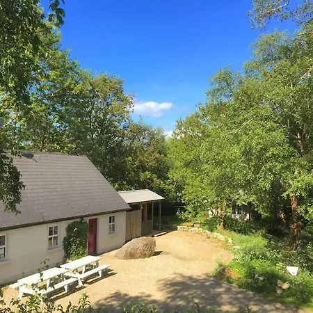 At The Heart Of Teapot Lane Glamping Holiday home *